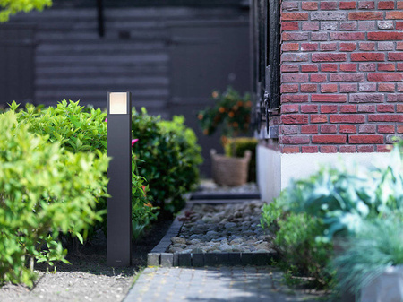 PHILIPS myGarden Słupek ogrodowy zewnętrzny latarnia antracytowy wysokość: 77cm Arbour IP44 z źródłem LED 1x6W 600lm 3000K ciepła biel 230V 164639316